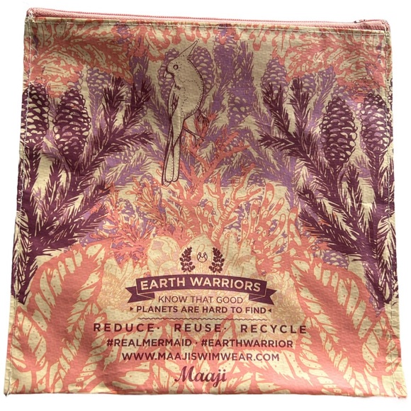 NWOT Maaji Pink Patterned Zipper Bag - Picture 2 of 3